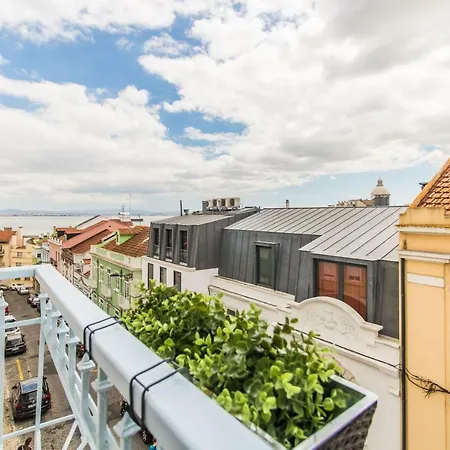Barbosa River Views * Lisbon